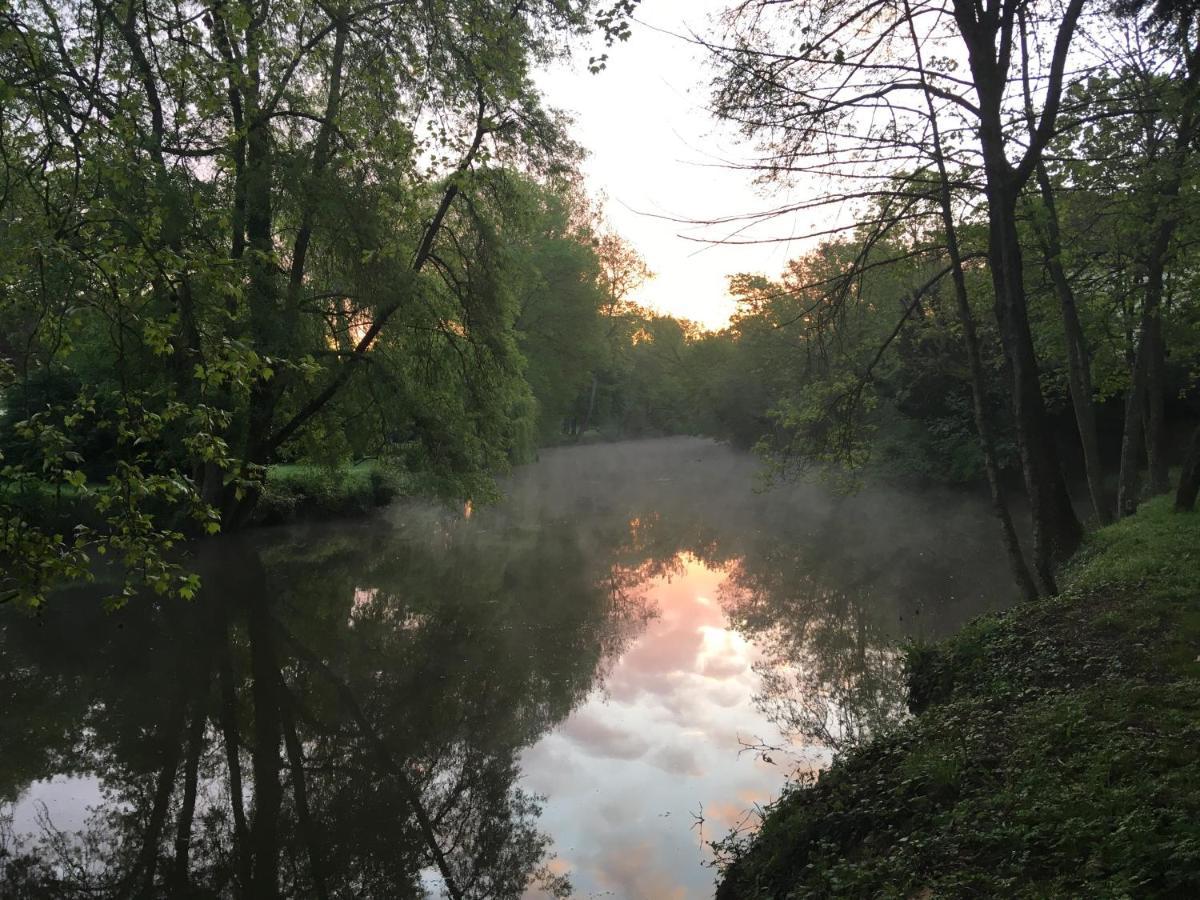 مبيت وإفطار Vendome Au Bord Du Loir المظهر الخارجي الصورة